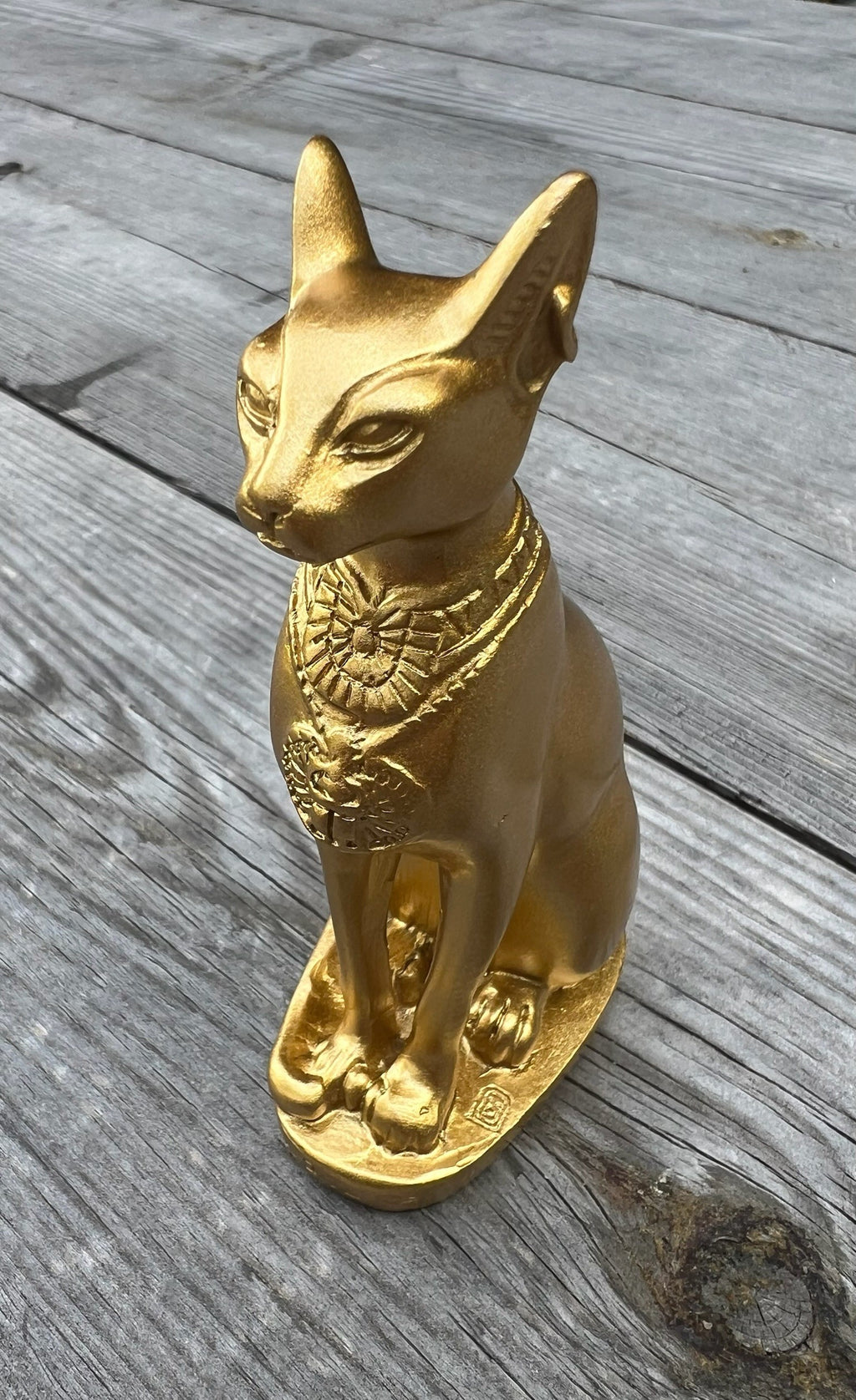 Bastet Statue (Table Flair)